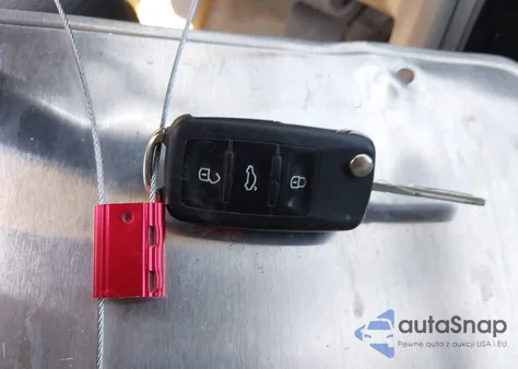 2013 Volkswagen Passat 2.0L Tdi Se z USA, uszkodzony, nr VIN 1VWBN7A37DC132850